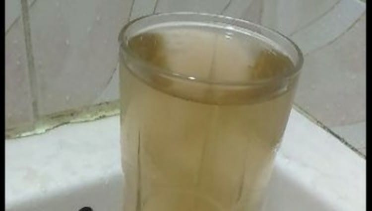 تغير لون المياه يثير حفيظة ساكنة حي جامع المزواق بتطوان