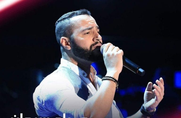 ابن القصر الكبير “عصام سرحان” يتأهل إلى  نهائي “ذا فويس”