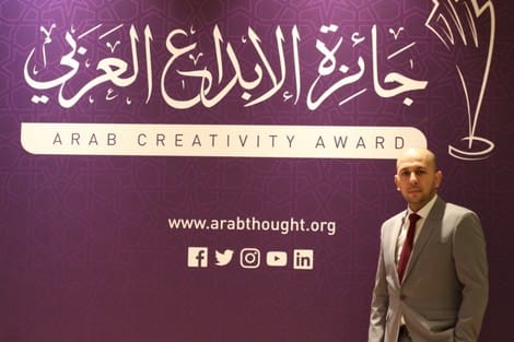 الروائي الطنجاوي “عبد الواحد استيتو” يحرز جائزة الإبداع الأدبي بدبي