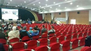 سعد الدين العثماني يحاضر بطنجة أمام كراسي فارغة 2 otmn