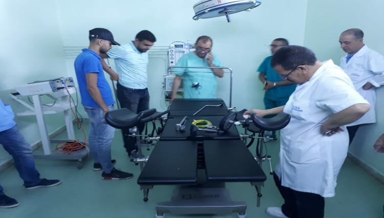 جمعية أصدقاء الصحة بتطوان تجهز مركب الجراحة بمستشفى سانية الرمل بطاولة من الجيل الجديد