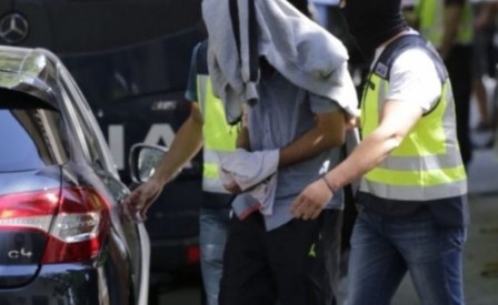 إسبانيا تطرد إمامين مغربيين متهمين بتهديد أمنها القومي 8 إسبانيا تطرد إمامين مغربيين متهمين بتهديد أمنها القومي