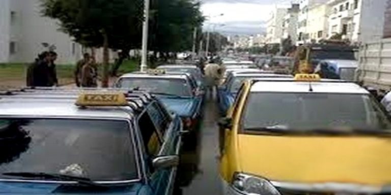 خطير.. أغلب سيارات الأجرة بتطوان لا تلتزم بشروط التطهير والتعقيم