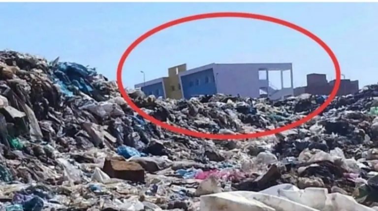 العرائش.. مؤسسة تعليمية قرب مطرح النفايات تثير حفيظة الساكنة 5 العرائش.. مؤسسة تعليمية قرب مطرح النفايات تثير حفيظة الساكنة