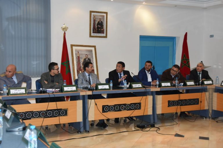 عمالة المضيق تحذر من المضاربة في الأسعار وتطمئن بخصوص تزويد الأسواق 7 عمالة المضيق تحذر من المضاربة في الأسعار وتطمئن بخصوص تزويد الأسواق