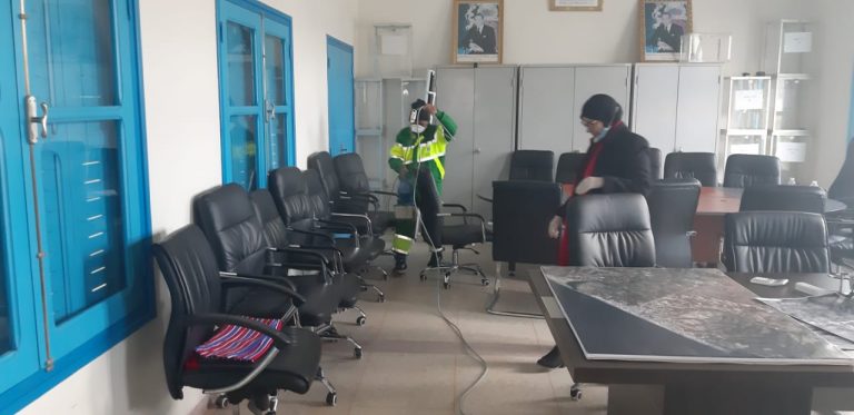 بلدية واد لاو تشرع في حملة تعقيم للوقاية من خطر فيروس كورونا 4 بلدية واد لاو تشرع في حملة تعقيم للوقاية من خطر فيروس كورونا