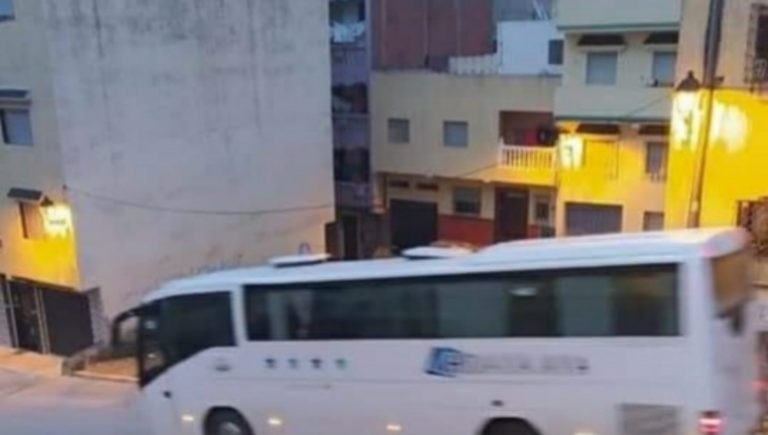 تخوف بالفنيدق بسبب عمال يشتغلون بطنجة ويسكنون بالمدينة