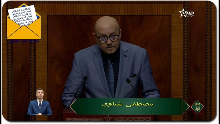 طبيب وبرلماني يدعو زملاءه والمسؤولين الحكوميين للخضوع لتلقيح كورونا