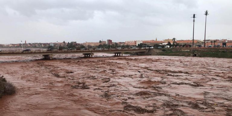 بعدما جرفتها السيول بوزان..نقابيون يطالبون بتعليق الدراسة 6 بعدما جرفتها السيول بوزان..نقابيون يطالبون بتعليق الدراسة