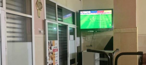 طنجة ..الأمن يوقف 40 شخصا كانوا داخل المقهى ‎