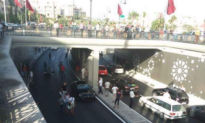 طنجة..مصرع سائق دراجة نارية في حادثة سير مميتة 5 طنجة..مصرع سائق دراجة نارية في حادثة سير مميتة