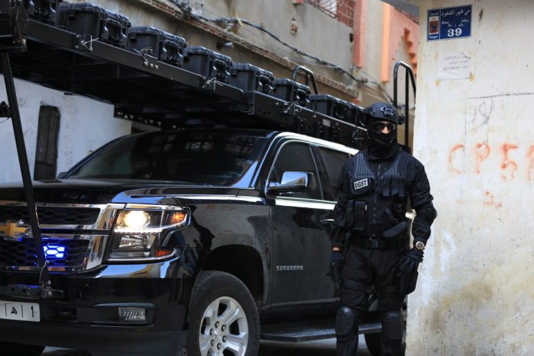 طنجة.."البسيج" يفكك خلية إرهابية أعلنت ولائها لـ "داعش" 7 طنجة..”البسيج” يفكك خلية إرهابية أعلنت ولائها لـ “داعش”
