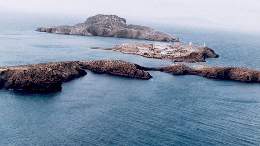 إسبانيا تحتج على المغرب بسبب إنشاء مزرعة أسماك بالقرب من الجزر الجعفرية المحتلة 1 الجزر الجعفرية المحتلة