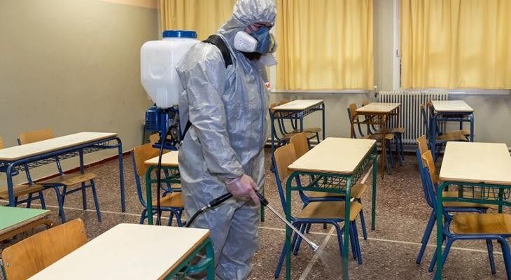بسبب “أميكرون”..15 مؤسسة تعليمية تغلق أبوابها بمدينة طنجة