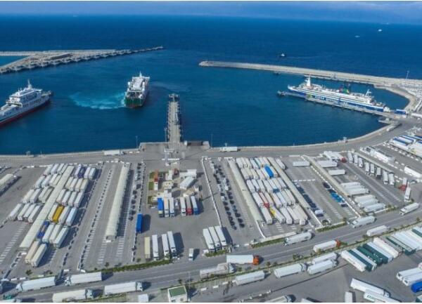 المنصة الصناعية طنجة المتوسط تستقطب 35 مشروعا صناعيا جديدا