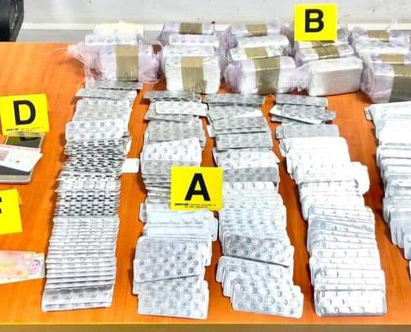 إيقاف متهمين بحوزتهم 21 الف قرص مخدر من نوع Rivotril بالمحطة الطرقية لتطوان