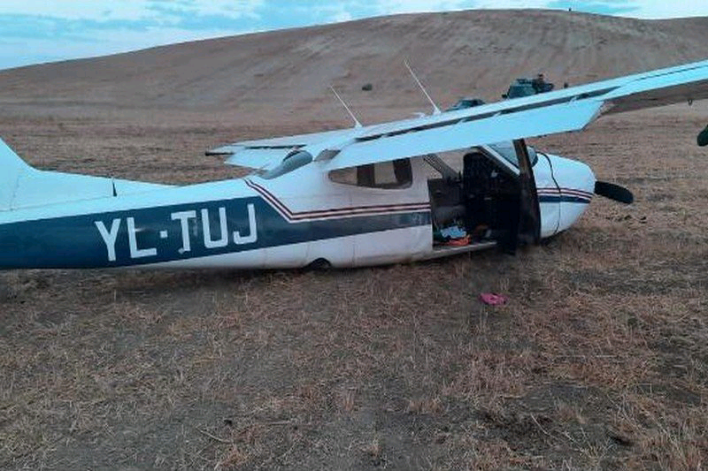 أمن طنجة يعتقل كولومبي مشتبه في نقل المخدرات جوا 1 avion tanger