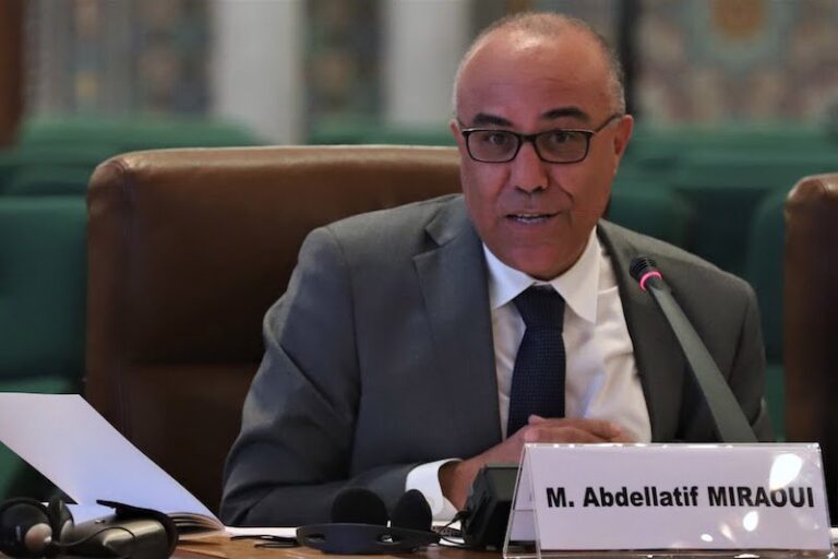 تزايد الاستقالات والتقاعد النسبي تفضح فشل الميراوي في مهمته