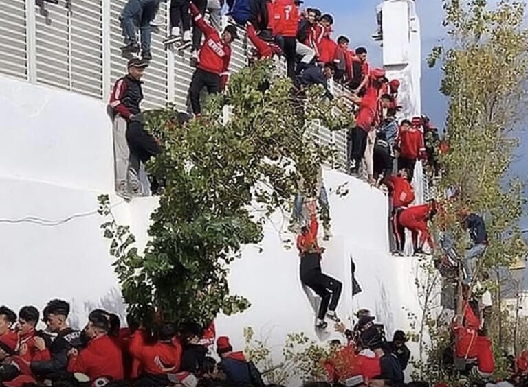 منع جمهور المغرب التطواني من التنقل خارج الميدان 7 منع جمهور المغرب التطواني من التنقل خارج الميدان