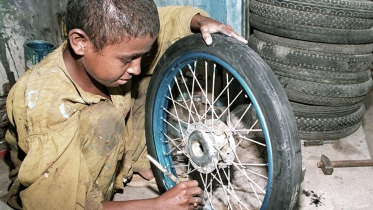 تقرير .. معدلات تشغيل الأطفال بالمغرب مستمرة في الإنخفاض