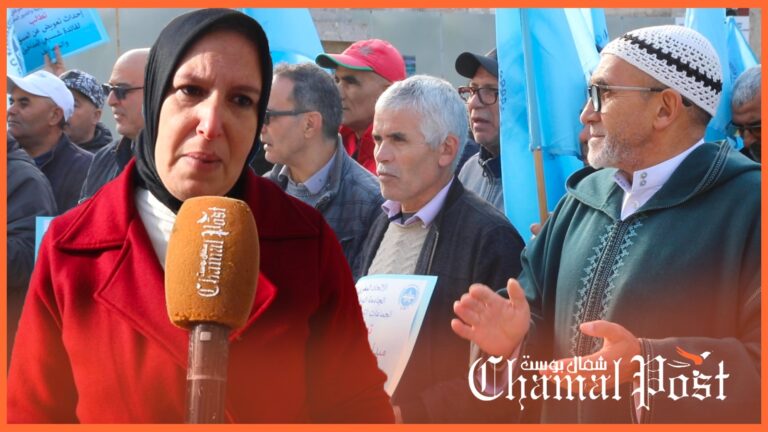 بدموع وحسرة.. موظفة جماعية حاملة للشهادة عليا تطالب بحقها
