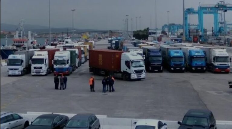 طنجة..لقاء بين ادارة الجمارك و جمعية “AMTRI” يسفر عن اجراءات جديدة 10 طنجة..لقاء بين ادارة الجمارك و جمعية “AMTRI” يسفر عن اجراءات جديدة