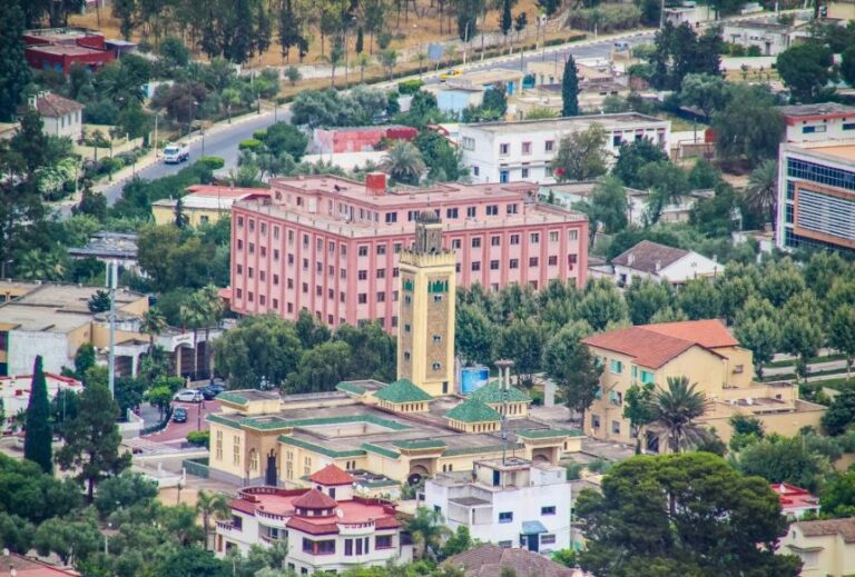 وزان..اللجنة الإقليمية للتنمية البشرية  تصادق على سلسلة مشاريع اقتصادية لفائدة الشباب