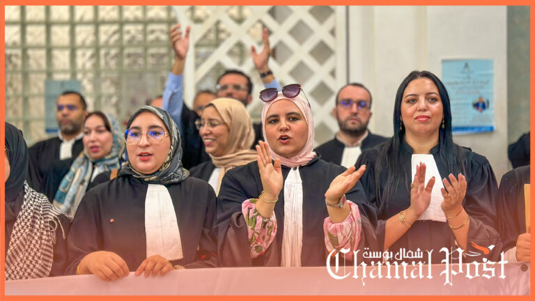 الوقفة الاحتجاجية التي نظمتها هيئة المحامين بتطوان رفضا لمشروع قانون المسطرة المدنية