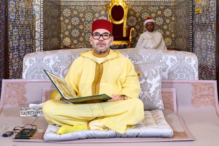 أمير المؤمنين يوجه الحجاج المغاربة للانضباط والالتزام وإبراز صورة المملكة في موسم الحج
