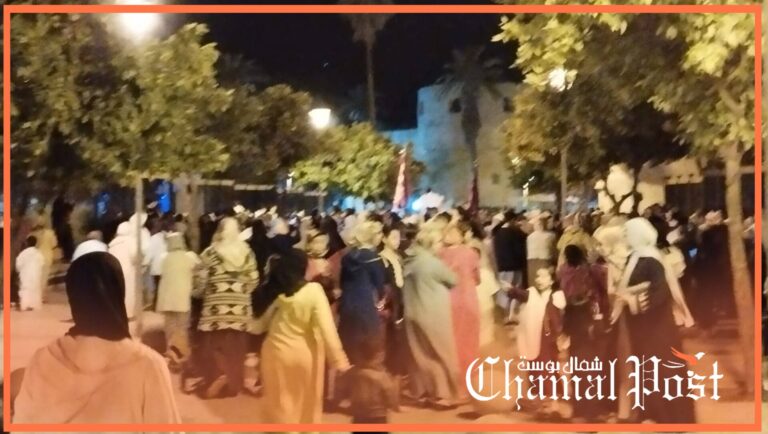 بمناسبة ليلة القدر..العشرات من الأسر الزيلاشية تخرج للاحتفاء رفقة أطفالها 9 بمناسبة ليلة القدر..العشرات من الأسر الزيلاشية تخرج للاحتفاء رفقة أطفالها