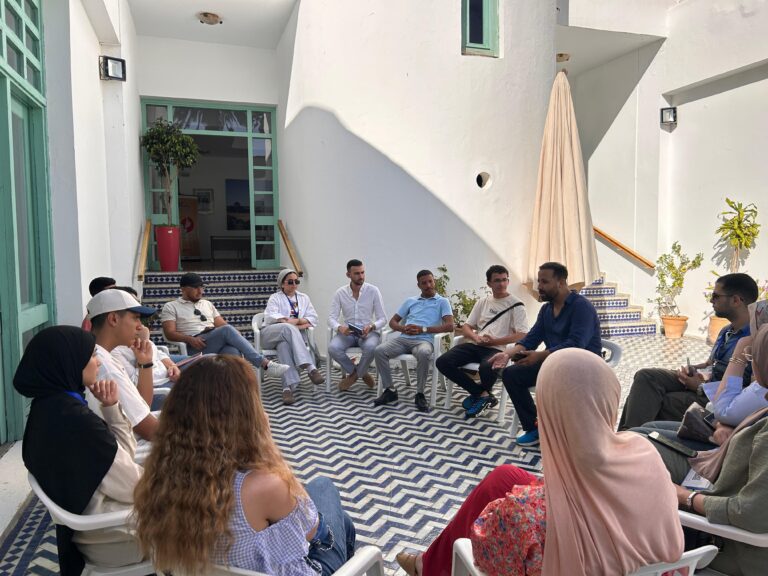 أصيلة.. المنتدى المتوسطي للشباب بالمغرب يندد بحملة التشهير التي طالت أنشطته 3 أصيلة.. المنتدى المتوسطي للشباب بالمغرب يندد بحملة التشهير التي طالت أنشطته