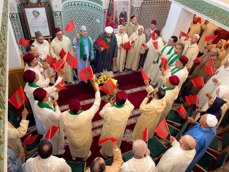 الطريقة الديلالية الهوارية تجدد العهد بالوحدة الوطنية في الذكرى الخمسين للمسيرة الخضراء