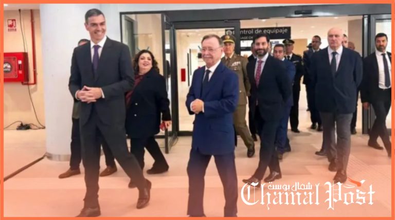في صمت.. بيدرو سانشيز يفتتح الميناء البحري الجديد لسبتة المحتلة 4 في صمت.. بيدرو سانشيز يفتتح الميناء البحري الجديد لسبتة المحتلة