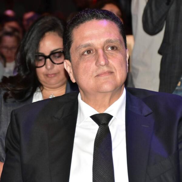 مورو يحضر إلى جانب أخنوش ويغيب عن لقاء حضره بركة.. هل أصبح يفاضل بين الأنشطة المنظمة تحت الرعاية السامية؟