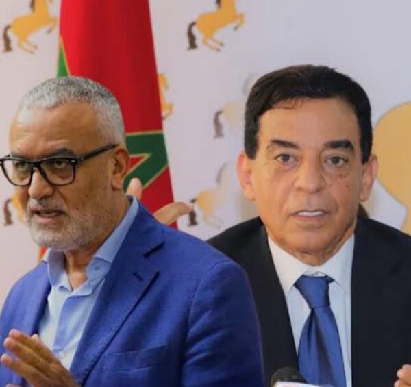 بعد رحيل الزموري إلى “السنبلة”.. جودار يهرع إلى طنجة لإنقاذ ما تبقى من توازنات “الحصان